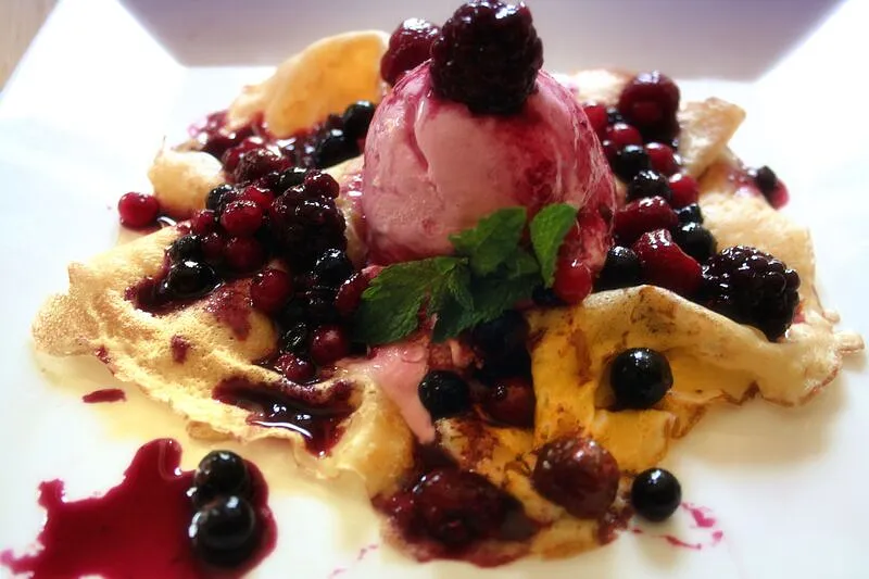 Sobremesa de frutos vermelhos